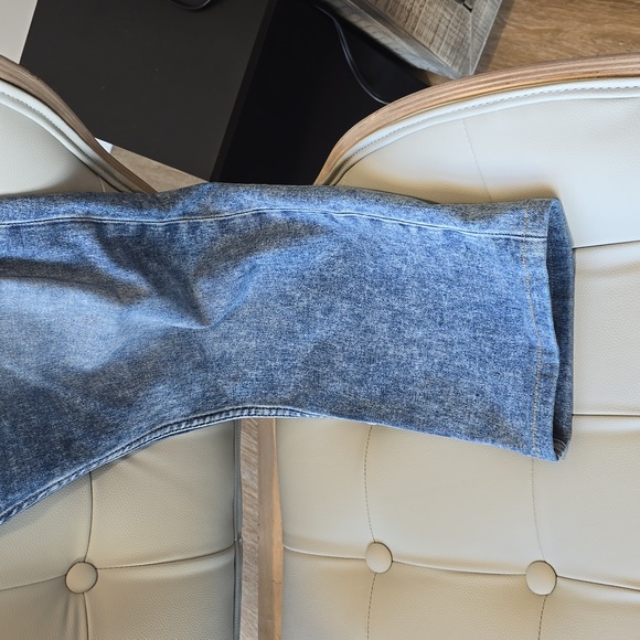 Paige Denim Jeans - Picture 7 of 16